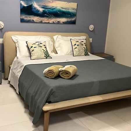 Sunbeach 44 - Skyview